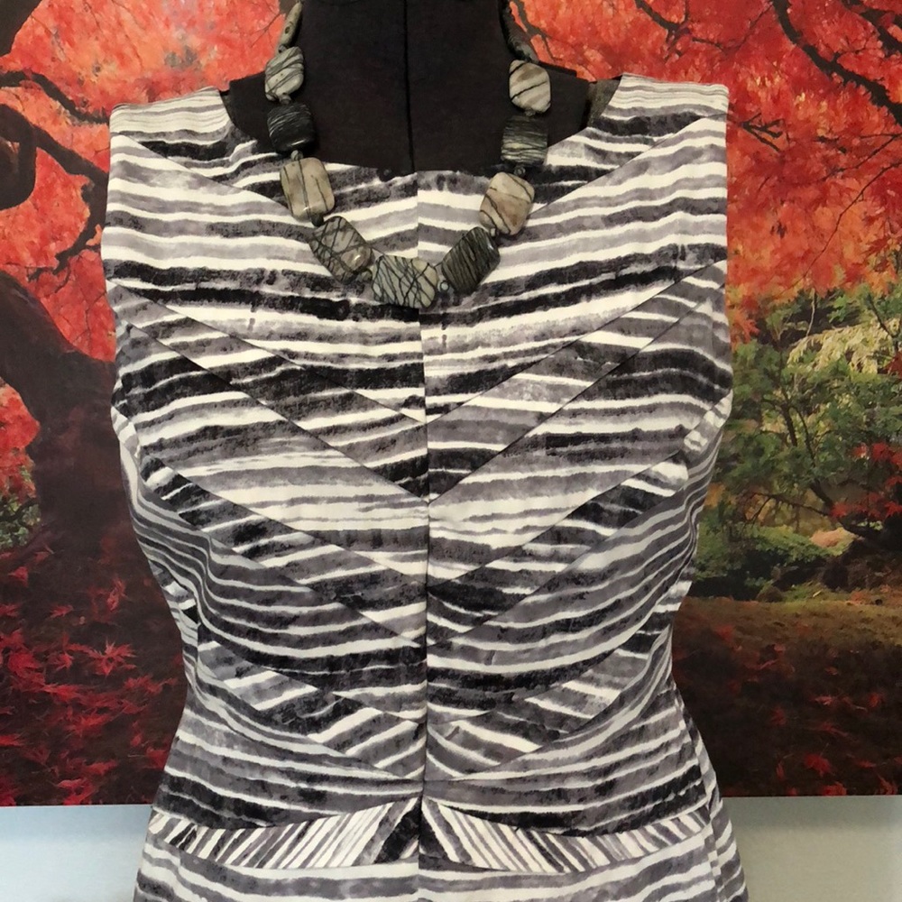 Lovely professional/party dress. Gray and white.